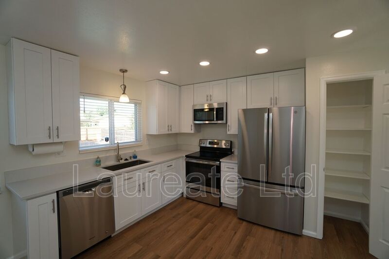 Newly updated 3 Bedroom Bi-level home in Broomfield. property image