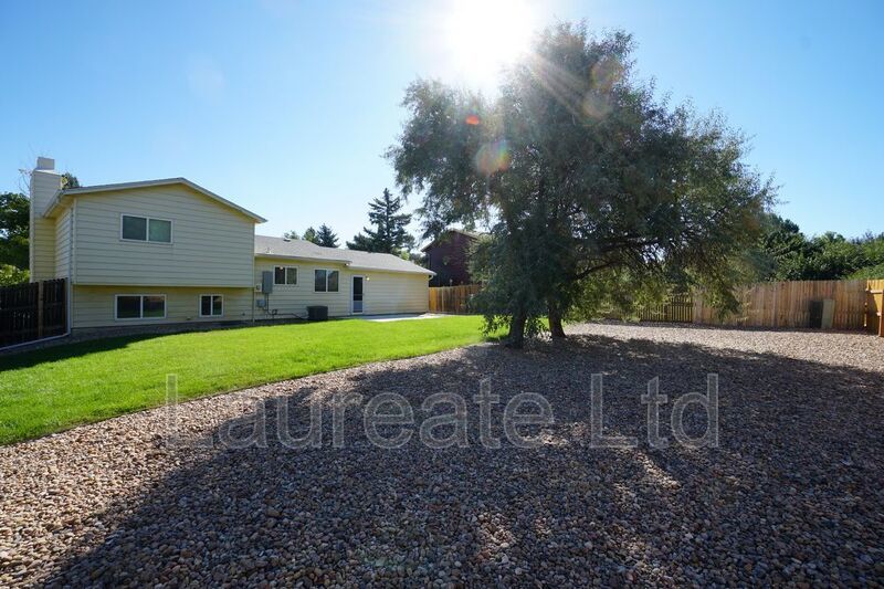 Newly updated 3 Bedroom Bi-level home in Broomfield. property image