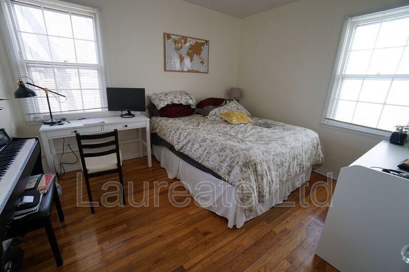 LIGHT AND BRIGHT 2BD 1BA BLOCKS TO DU! property image