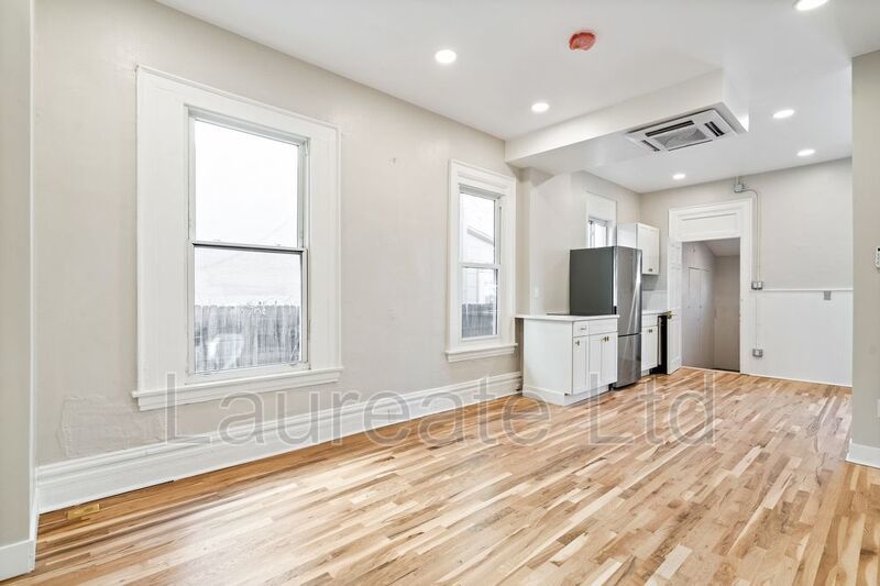 Studio Available in Renovated 1895 Vintage Mansion! property image