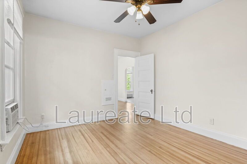 Beautifully remodeled 1Bd unit in historic Victorian home. Minutes to City Park!!! property image