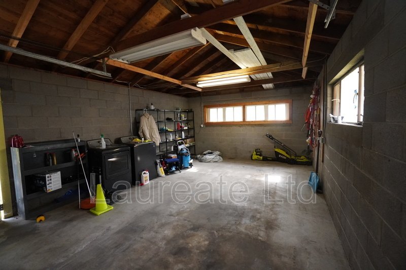 Spacious 3 bedroom Ranch with finished basement in Englewood!! property image