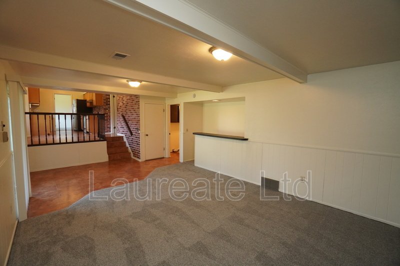 Sprawling tri-level single family home in Littleton!!! property image