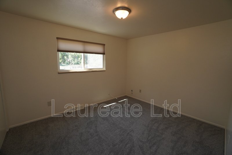 Sprawling tri-level single family home in Littleton!!! property image