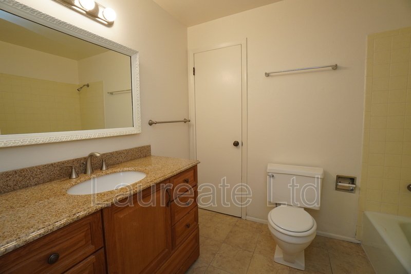 Sprawling tri-level single family home in Littleton!!! property image