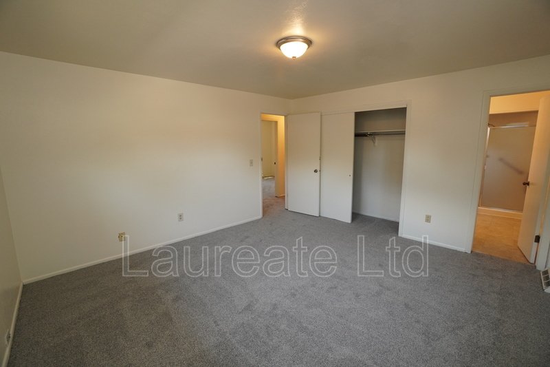 Sprawling tri-level single family home in Littleton!!! property image