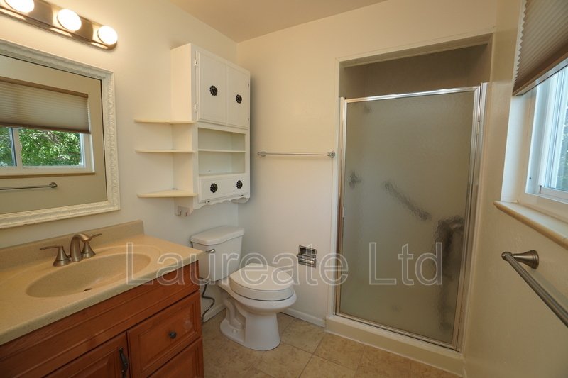 Sprawling tri-level single family home in Littleton!!! property image
