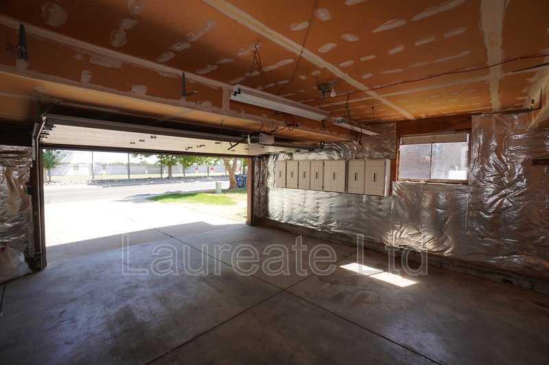 Sprawling tri-level single family home in Littleton!!! property image