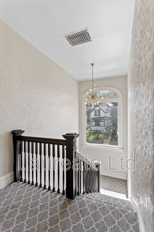 Sprawling 2 bedroom in the Heart of Cap Hill!!! property image