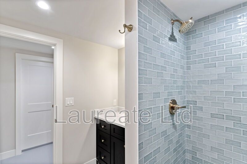 Sprawling 2 bedroom in the Heart of Cap Hill!!! property image