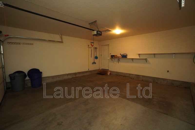 Stunning 2 bedroom Townhome in Belmar Commons property image