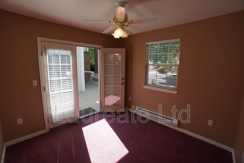 Stunning 2 bedroom Townhome in Belmar Commons property image