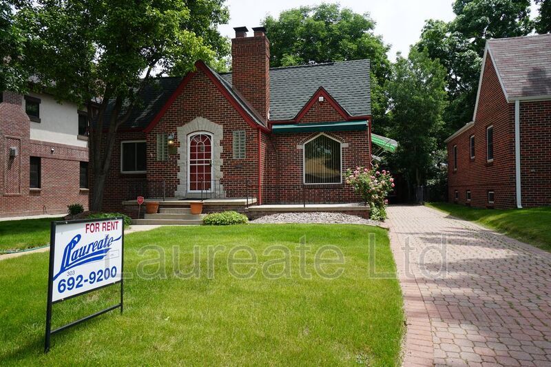 Stunning 4 Bedroom Brick Tudor in Crestmoor. property image