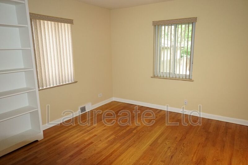 Stunning 4 Bedroom Brick Tudor in Crestmoor. property image