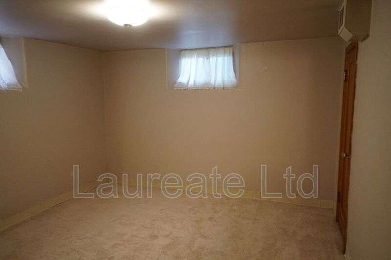 Stunning 4 Bedroom Brick Tudor in Crestmoor. property image