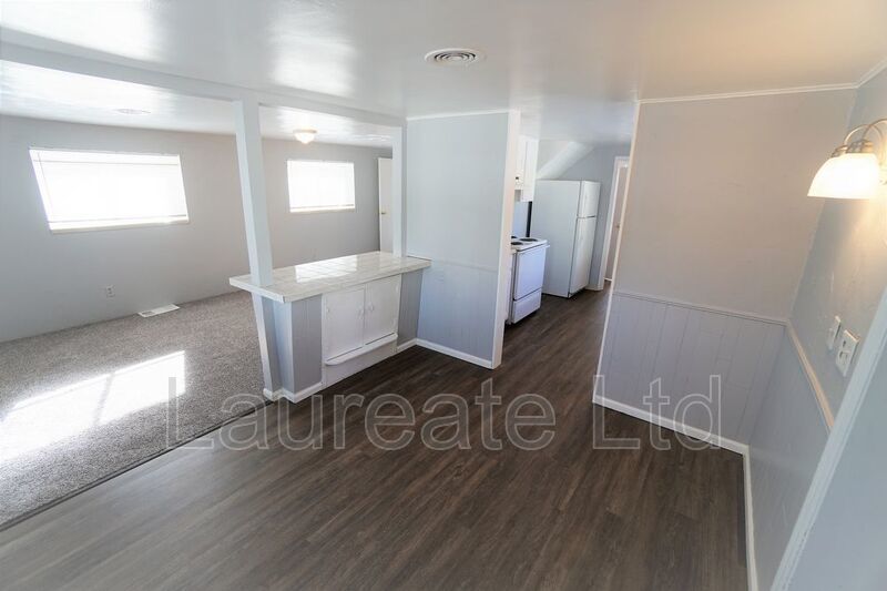 Spacious 3 Bedroom with tons of Character - MUST SEE property image