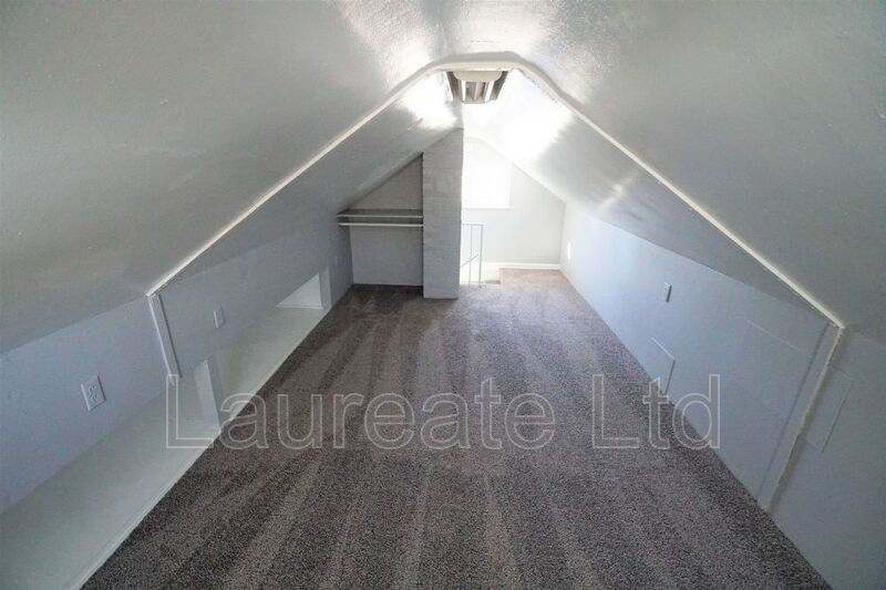 Spacious 3 Bedroom with tons of Character - MUST SEE property image