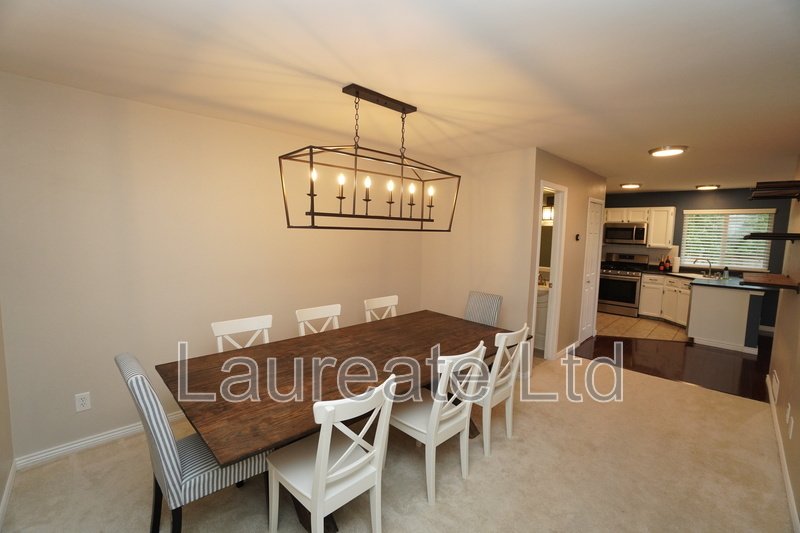 Beautifully Updated 3bd 2 Story home in Highlands Ranch!!! property image