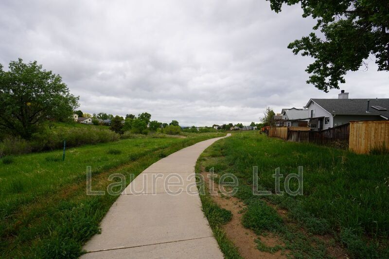 Beautifully Updated 3bd 2 Story home in Highlands Ranch!!! property image