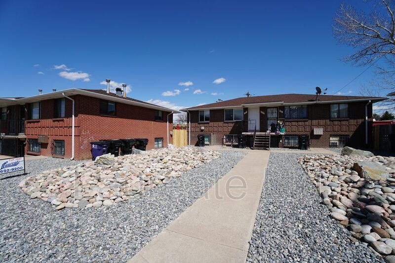 Newly Updated 2 Bedroom in Lowry!!! property image