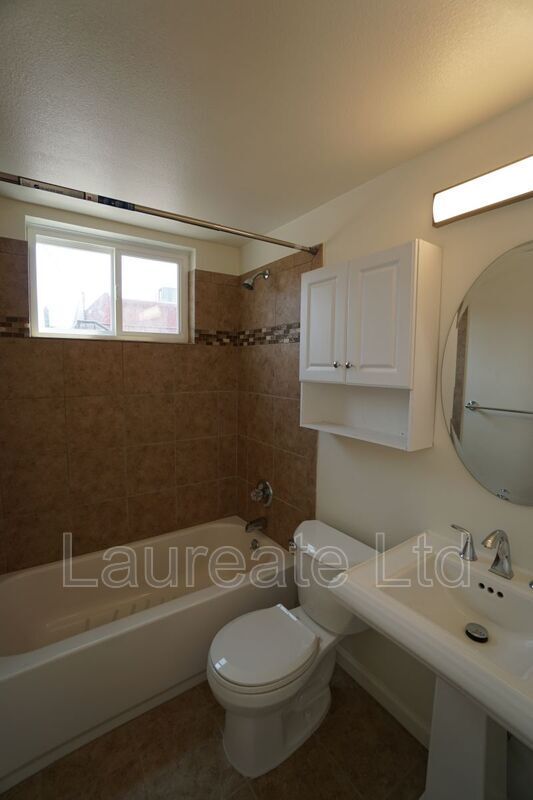 Newly Updated 2 Bedroom in Lowry!!! property image