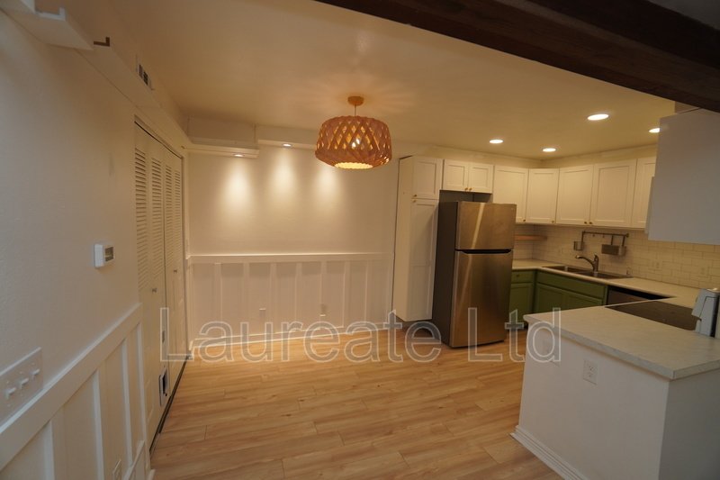 Spacious and Customized 1 bedroom Condo in Lakewood!! property image