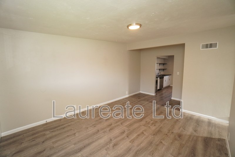 Updated 2 Bedroom minutes to Downtown Littleton! property image