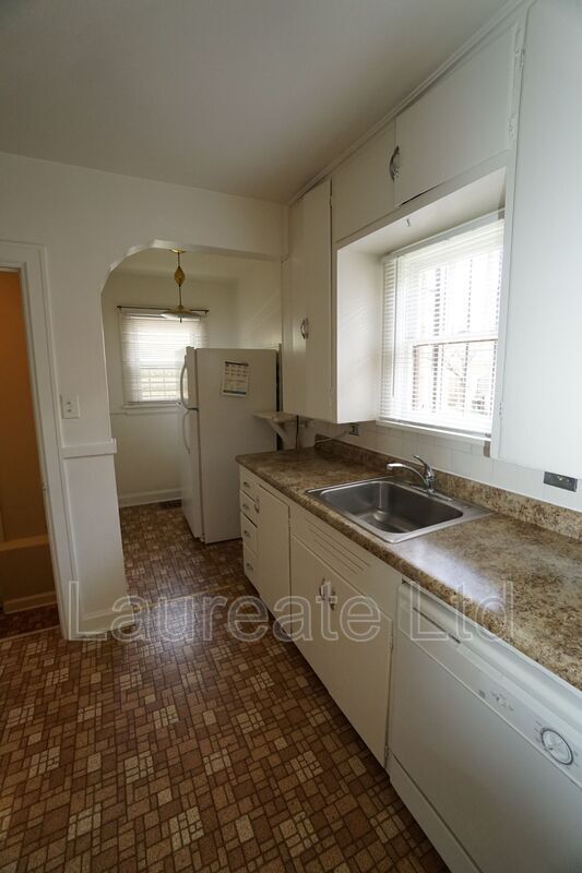 Nice 2 + Bedroom Minutes to City Park & PARK HILL property image