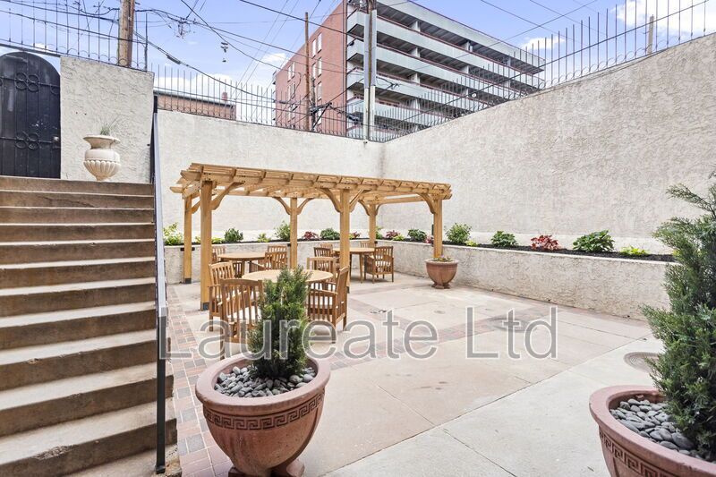1BD LOFT IN HISTORIC ALTA COURT LOFTS property image