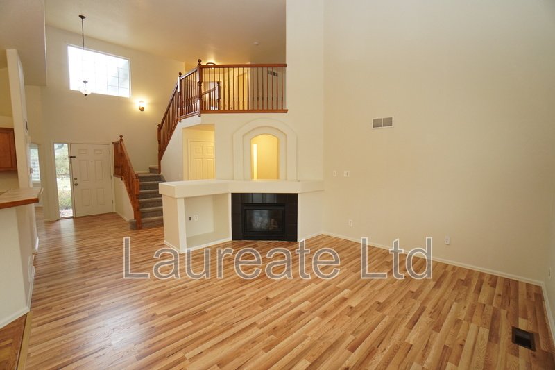 Newly Updated Spacious 3-Bedroom Home in Commerce City!! Minutes to DIA!! property image