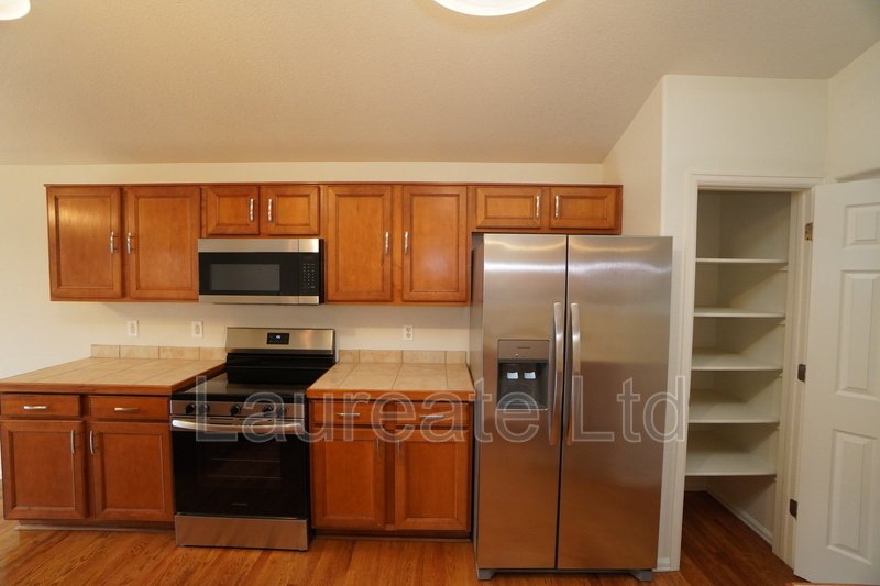 Newly Updated Spacious 3-Bedroom Home in Commerce City!! Minutes to DIA!! property image