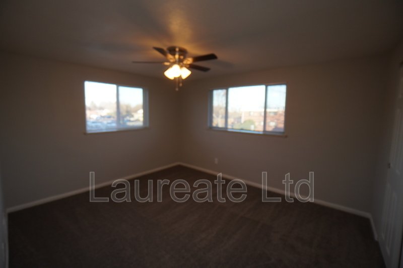 Newly Updated 2 bedroom upper level unit in Lakewood. Minutes to the Foothills!! property image