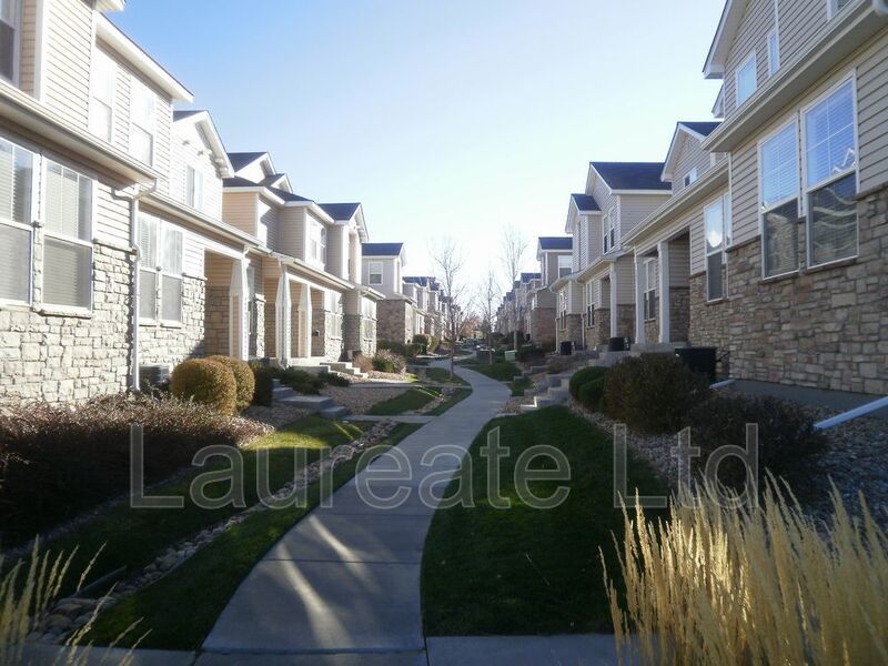 Spacious 2 Bedroom + Loft - 3 Bathroom in Fronterra Village property image