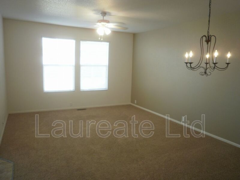 Spacious 2 Bedroom + Loft - 3 Bathroom in Fronterra Village property image