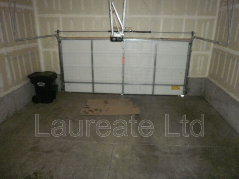 Spacious 2 Bedroom + Loft - 3 Bathroom in Fronterra Village property image