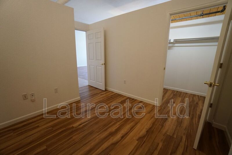 Spacious 2 Bedroom unit in Historic Schoolhouse!! property image