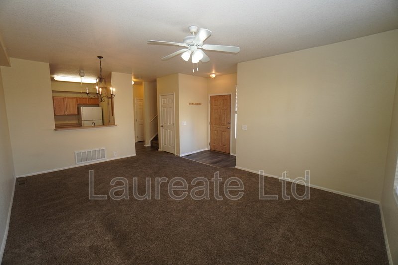 Spacious 2 Bedroom + Loft - 3 Bathroom in Fronterra Village property image