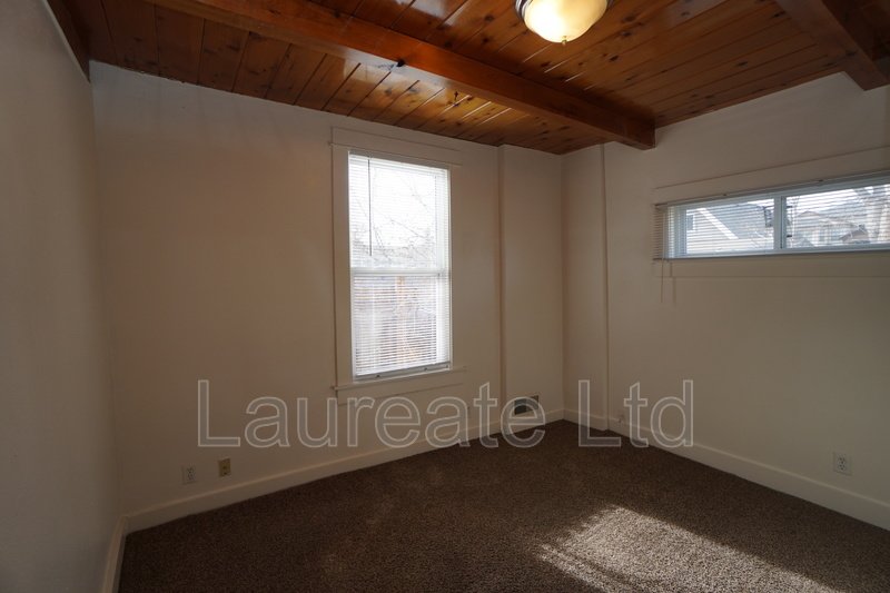 Charming 2 Bedroom Carriage House in the Heart of Edgewater!!! property image