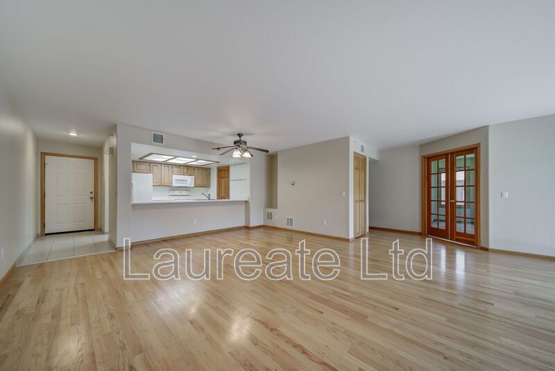 Beautiful Sprawling 2bd Condo in Genesee Village!! property image