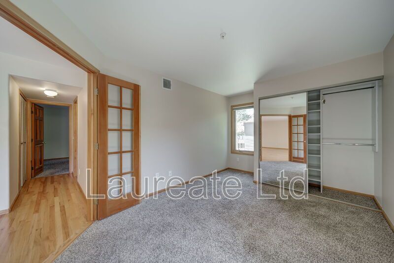 Beautiful Sprawling 2bd Condo in Genesee Village!! property image