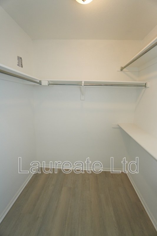 4 BEDROOM TOWNHOME IN SOUTH DENVER MUST SEE!! property image