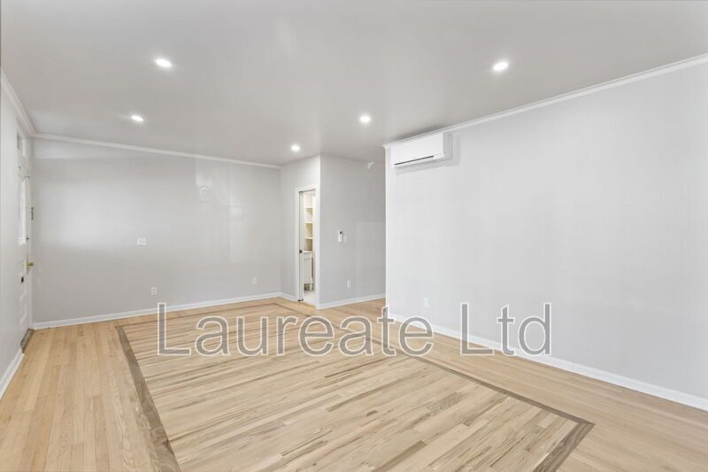 Beautifully Remodeled Denver Square 2 Bedroom 2 Bath Main Floor Unit in the Heart of Cap Hill!!! property image