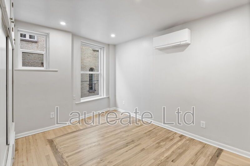 Beautifully Remodeled Denver Square 2 Bedroom 2 Bath Main Floor Unit in the Heart of Cap Hill!!! property image