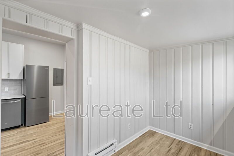 Beautifully Remodeled Denver Square 2 Bedroom 2 Bath Main Floor Unit in the Heart of Cap Hill!!! property image