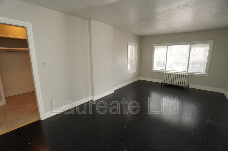 Bright and Spacious 1 Bed 1 Bath 1st Floor unit in the Heart of Capitol Hill!! property image