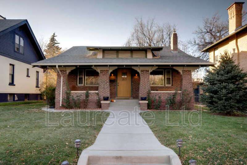Exquisite 4+ Bedroom Brick Ranch w/ Finished Bsmt in Park Hill property image