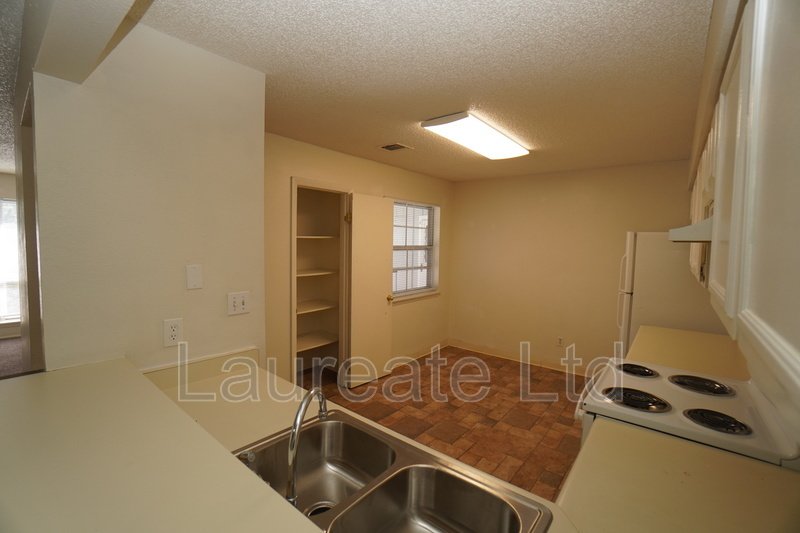 Walk to the Streets at Southglenn - 3 Bedroom Condo - MUST SEE!!! property image