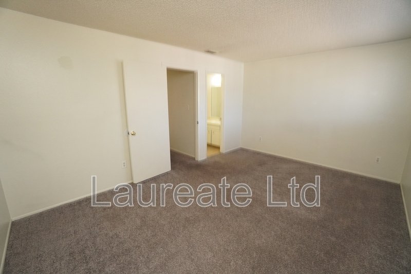 Walk to the Streets at Southglenn - 3 Bedroom Condo - MUST SEE!!! property image