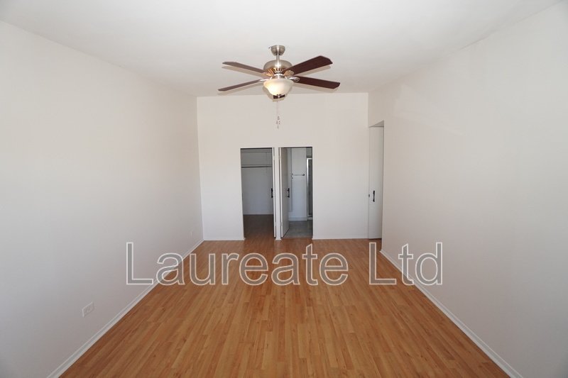 Bright and Open 2bd 2Ba 3rd floor Condo in 55+ Windsor Gardens Community property image