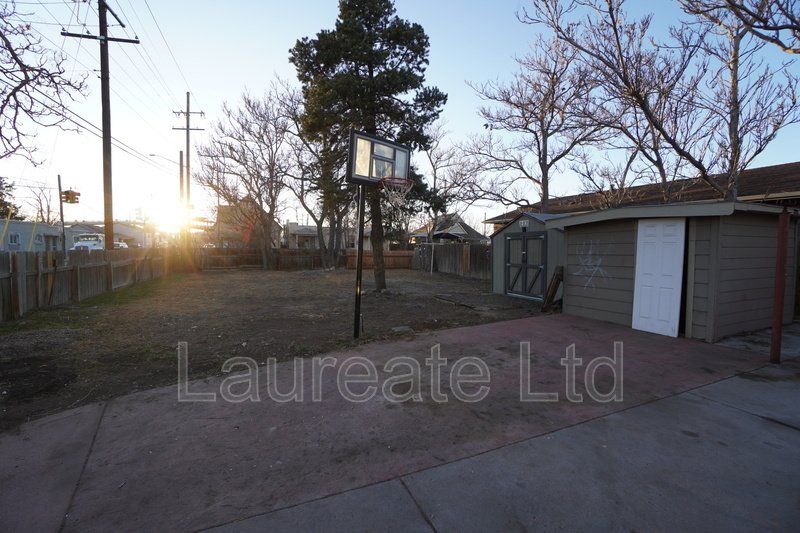 Quaint 2 Bedroom Ranch home on Corner Lot in Swansea Park!! property image